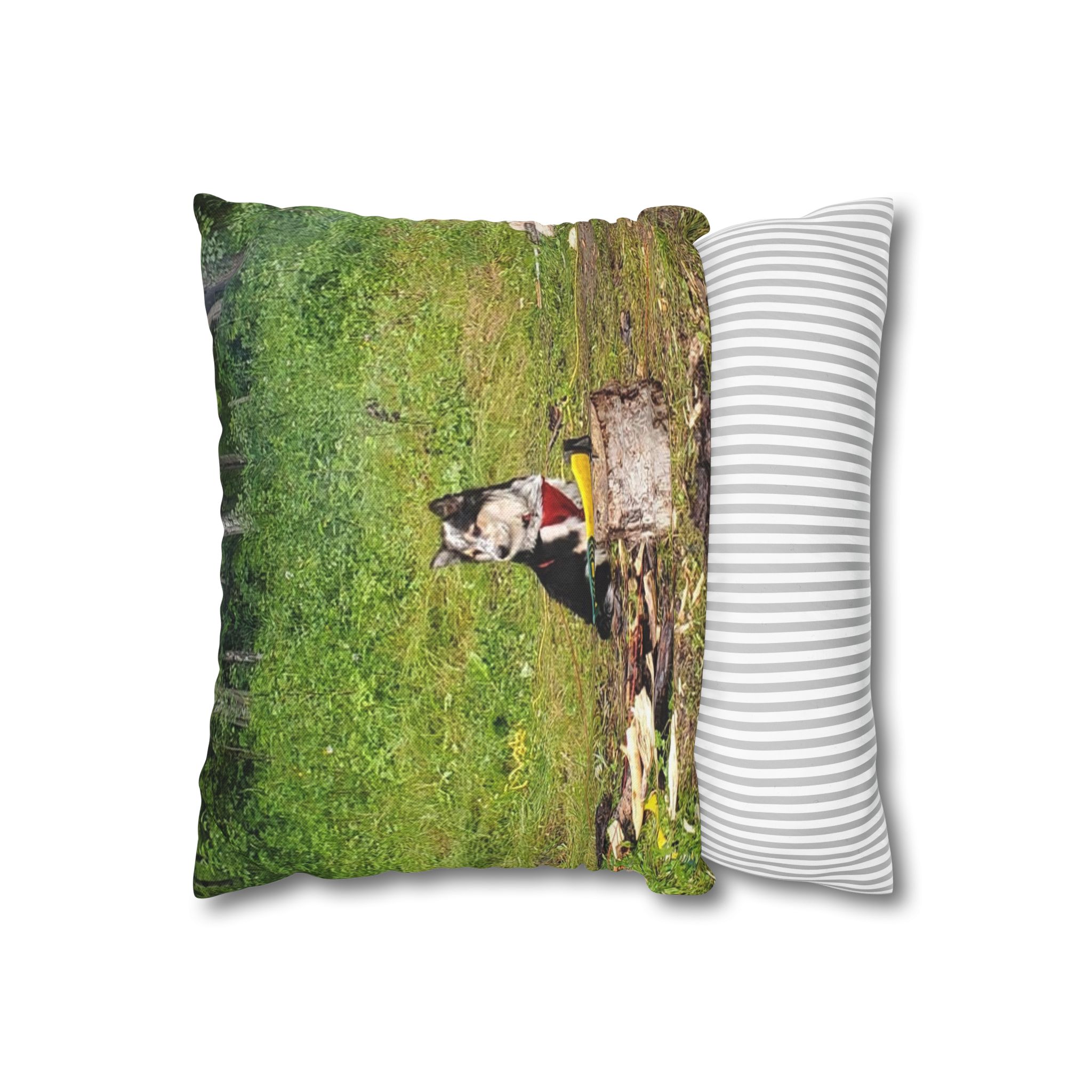 The Seto. Pillowcase — Outdoor Dog Photo Decorative Throw Pillow - Image 2